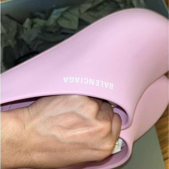 BALENCIAGA LOGO POOL CLOSED CLOG - Picture 5 of 5